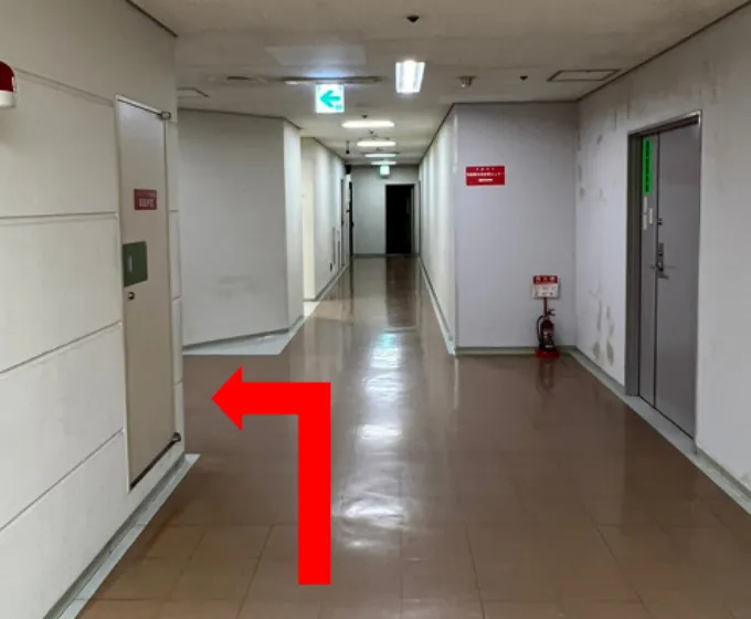 4.Exit the elevator and turn left at the corner to your left.